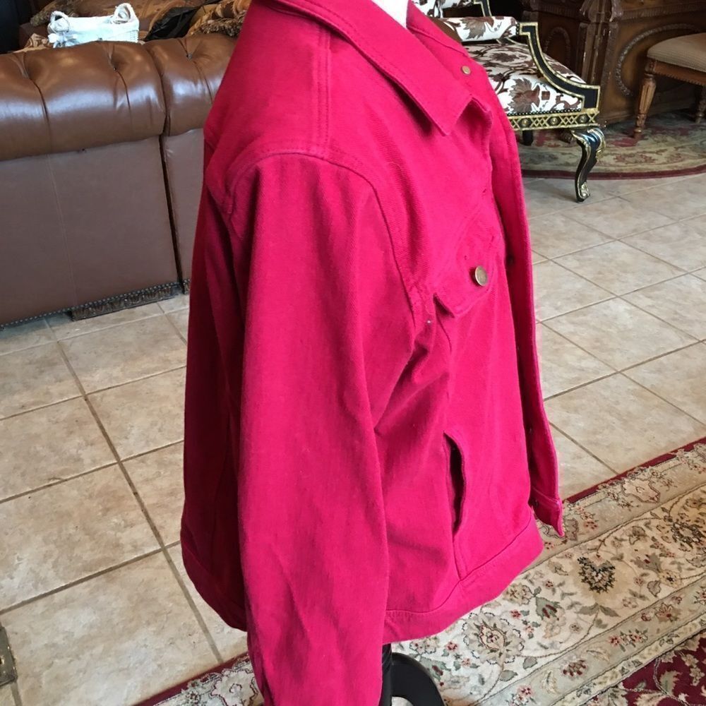 RED DENIM Jacket!  - Picture 5 of 13